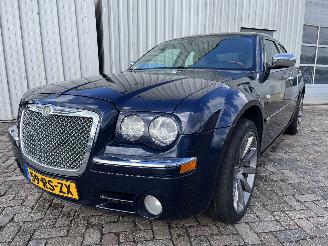 krockskadad bil auto Chrysler 300 C 300 C Sedan 2.7 V6 24V (EER) [142kW]  (09-2004/12-2012) 2005/8