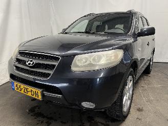 Damaged car Hyundai Santa Fe Santa Fe II (CM) SUV 2.7 V6 24V 4x2 (G6EA) [139kW]  (03-2006/12-2009) 2008/1