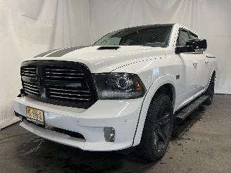 Damaged car RAM 1500 1500 Standard Cab (DS) Pick-up 5.7 Hemi V8 (EZH) [295kW]  (09-2012/12-=
2018) 2015/11