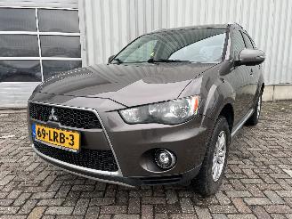 škoda osobní automobily Mitsubishi Outlander Outlander (CW) SUV 2.0 16V 4x2 (4B11) [108kW]  (11-2006/11-2012) 2010/6