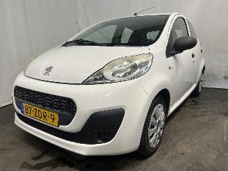 Damaged car Peugeot 107 107 Hatchback 1.0 12V (384F(1KR)) [50kW]  (06-2005/05-2014) 2012/10