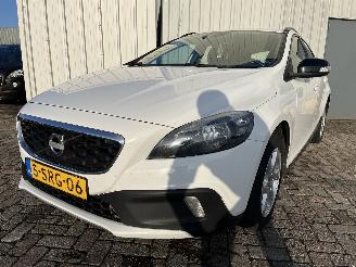 krockskadad bil auto Volvo V-40 V40 Cross Country (MZ) Hatchback 5-drs 1.6 D2 (D4162T) [84kW]  (10-201=
2/12-2016) 2013/5