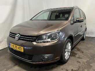 Coche accidentado Volkswagen Touran Touran (1T3) MPV 1.2 TSI (CBZB) [77kW]  (05-2010/08-2015) 2013/5