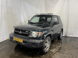 škoda osobní automobily Mitsubishi Pajero Pajero Pinin (H6/H7) Terreinwagen 1.8 GDI 16V (4G93(GDI)) [88kW]  (10-=
1999/10-2001) 2000/4