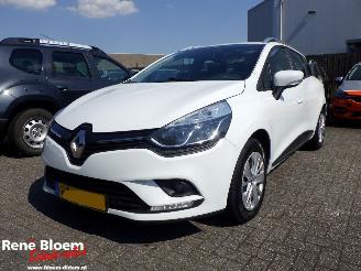 Damaged car Renault Clio 1.5 DCI Limited 2018/2