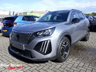 Schadeauto Peugeot 2008 1.2 PureTech 100 Navi 2024/6