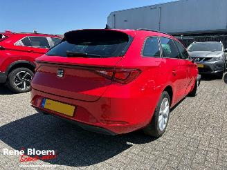 uszkodzony samochody osobowe Seat Leon 1.0 eTSI Style Business Intense DSG-automaat 100 pk 2022/5