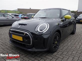 skadebil auto Mini Mini Electric Resolut Edition 33kWh Camden 2022/7