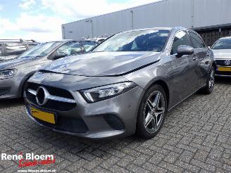 skadebil auto Mercedes A-klasse 180d Business Solution Luxury 2021/5