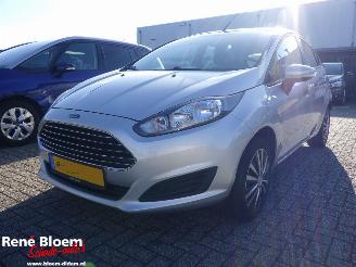 Vaurioauto  passenger cars Ford Fiesta 1.0 Style Airco 2013/8