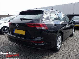 Voiture accidenté Volkswagen Golf 1.0 TSI Life 5drs 2023/6