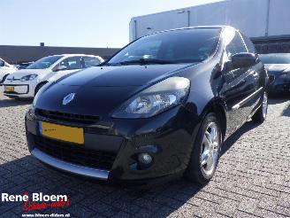 Auto incidentate Renault Clio 1.5 DCI Parisienne Airco 2011/11
