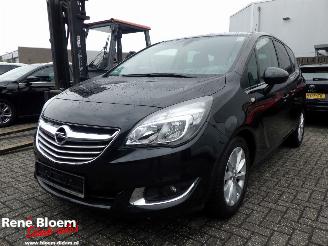 Schadeauto Opel Meriva 1.6 CDTI Cosmo 2014/3