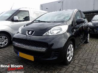 Voiture accidenté Peugeot 107 1.0 12V XS 5drs Airco 2011/6