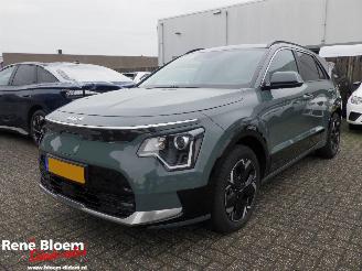 skadebil auto Kia Niro EV Light Advanced 64.8kWh 2025/3