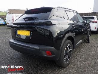 Auto incidentate Peugeot e-2008 EV Allure 54kwh 156pk 2023/10