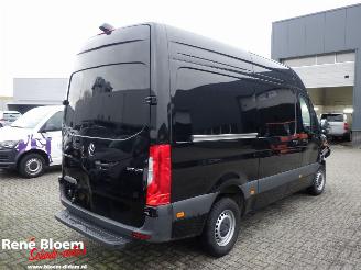Mercedes Sprinter 319 1.9 CDI L2H2 Automaat picture 4