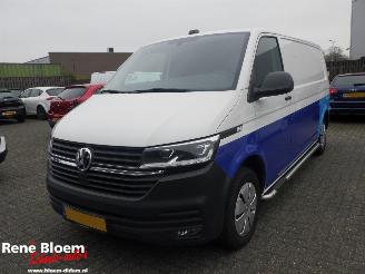 skadebil bedrijf Volkswagen Transporter 2.0 TDi DSE 150pk L2H1 2021/6