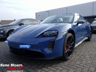 skadebil auto Porsche Taycan GTS Sport Turismo 2022/9