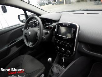 Renault Clio 0.9 TCE Expression 5drs Navi picture 11