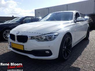 Vaurioauto  passenger cars BMW 3-serie 318i Luxury 136pk 2017/5