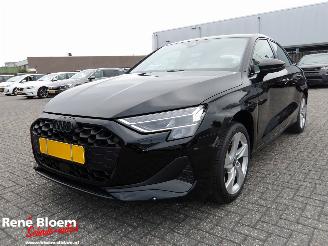 Voiture accidenté Audi A3 LIMOUSINE 35TFSI 150pk Advanced Edition Aut 2024/12