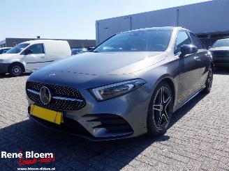 Schadeauto Mercedes A-klasse 180 Premium Plus 2023/5
