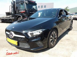 Mercedes A-klasse 180d Business Solution 116pk picture 4