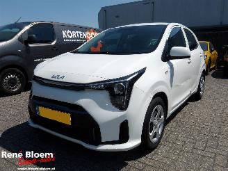 damaged passenger cars Kia Picanto 1.0 DPI Dynamicline 2025/11
