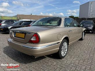 krockskadad bil auto Jaguar XJ 3.5 V8 Executive 2003/7