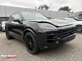 Porsche Cayenne 3.0 E-Hybrid Black Edition 470pk Full Option picture 5