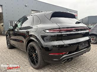 Porsche Cayenne 3.0 E-Hybrid Black Edition 470pk Full Option picture 2