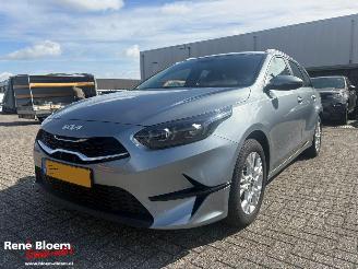 Coche accidentado Kia Ceed 1.0 T-GDi DynamicLine 2022/9