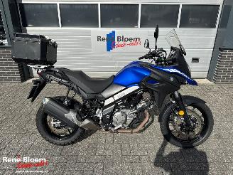 dañado motos Suzuki DL 650 V-Strom 2022/5