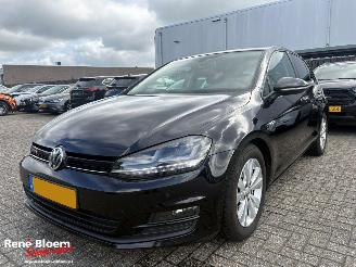 Unfallwagen Volkswagen Golf 1.6 TDI Highline 5drs Bluemotion 110pk 2014/5
