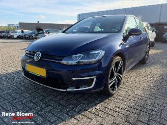 Voiture accidenté Volkswagen e-Golf Aut 136pk 2017/5