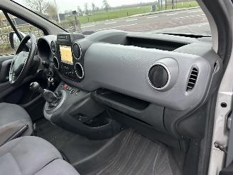 Peugeot Partner 120 1.6 BlueHDi 73kw 100 L1 Première S&S - nap - navi - pdc - lmv - airco - cruise - getint voor + zijruiten picture 34