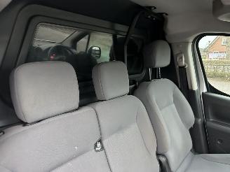 Peugeot Partner 120 1.6 BlueHDi 73kw 100 L1 Première S&S - nap - navi - pdc - lmv - airco - cruise - getint voor + zijruiten picture 37