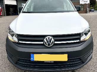 Volkswagen Caddy maxi 2.0 TDI 102pk L2/H1 BMT Euro6 Highline - nap - airco - cruise - pdc - licht + regensensor - voorruit verwarming picture 3