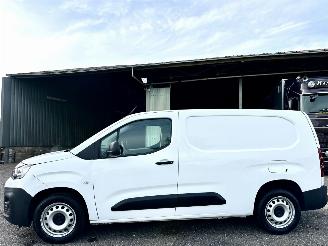 krockskadad bil bedrijf Citroën Berlingo 1.5 BlueHDI 99pk Club XL Lang - navi - nap - airco - cruise - apple carplay - usb - elektr pakket 2021/5