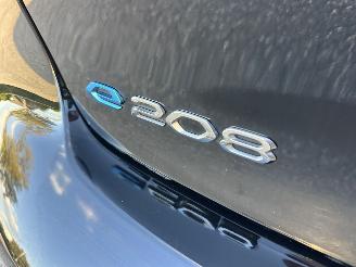 Peugeot e-208 Gereserveerd EV 50kwh 136pk aut Active Pack - 57dkm nap - line assist - navi - pdc - lmv - stoelverw - airco - cruise - carplay picture 82