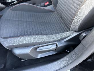 Peugeot e-208 Gereserveerd EV 50kwh 136pk aut Active Pack - 57dkm nap - line assist - navi - pdc - lmv - stoelverw - airco - cruise - carplay picture 42