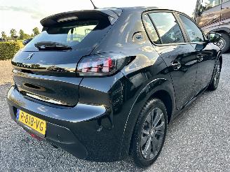 Peugeot e-208 Gereserveerd EV 50kwh 136pk aut Active Pack - 57dkm nap - line assist - navi - pdc - lmv - stoelverw - airco - cruise - carplay picture 5