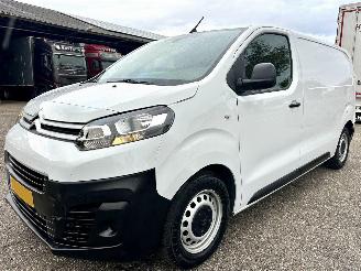 Citroën Jumpy Gereserveerd 2.0 BlueHDI 145 M Club - 29dkm nap - navi - camera - apple carplay - pdc - trekh - licht + regensensor picture 2