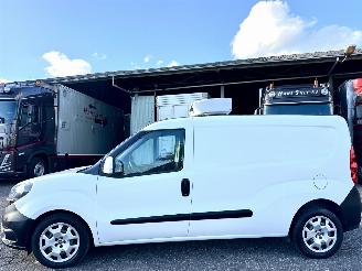 skadebil bedrijf Fiat Doblo MAXI 1.6D 105pk 6-bak Mult-Jet L2/H1 - koel/vries combi - airco - cruise - pdc - trekh - licht + regensensor 2021/2