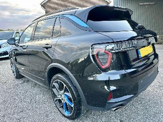 Lynk & Co 01 Gereserveerd 1.5 aut 220pk plug-In hybrid - pano - nap - front + line + side assist - 360cam - 20 inch - memory - elektr klep - infinity picture 6