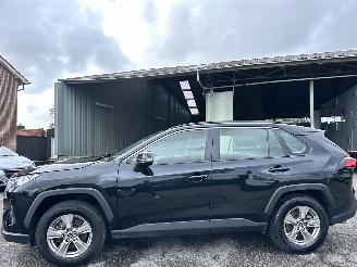 škoda osobní automobily Toyota Rav-4 2.5 Hybrid 178pk aut 2022/11