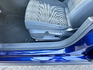 Volkswagen Golf GTE 1.4T 225pk aut + f1 Plug-in hybr - pano - hud - virtual - keyless - stoel + stuurverw - iq - pdc v+a - sfeerverlichting picture 33