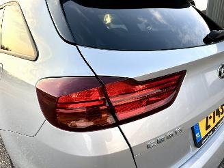 Kia Ceed Sportswagon 1.0 T-GDi 99pk 6-bak - camera - stoel + stuurverw - front + line assist - clima + cruise - apple carplay picture 80