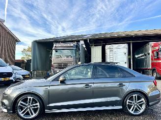 Schadeauto Audi A3 35 1.5 TFSI 150pk 7-traps aut S-Line Edition - pano - virtual - 2019/6